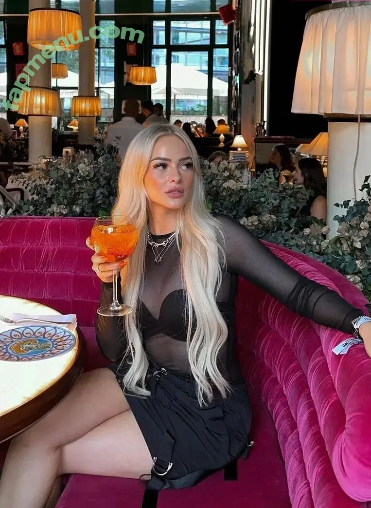 Zclina nude photo #0121 (Zclina)