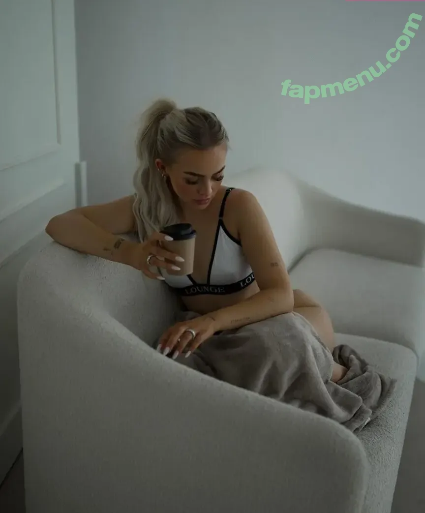 Zclina nude photo #0158 (Zclina)