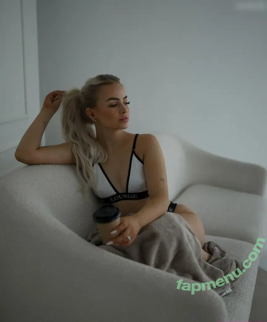 Zclina nude photo #0160 (Zclina)