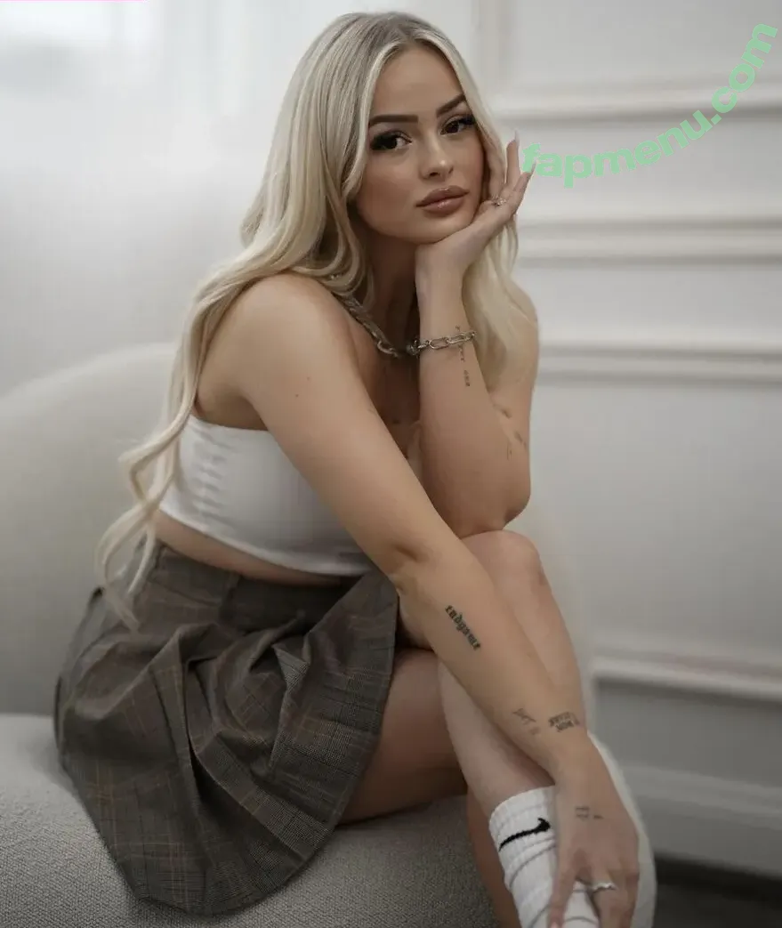 Zclina nude photo #0222 (Zclina)