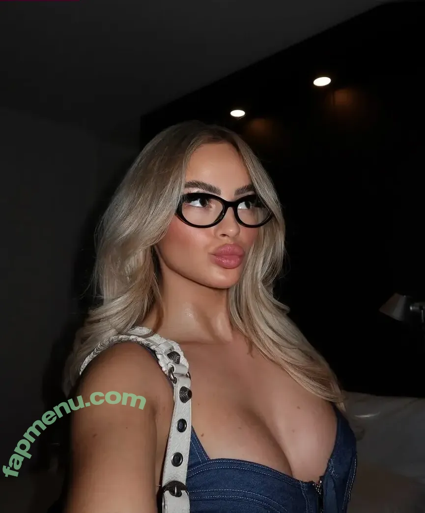 Zclina nude photo #0450 (Zclina)