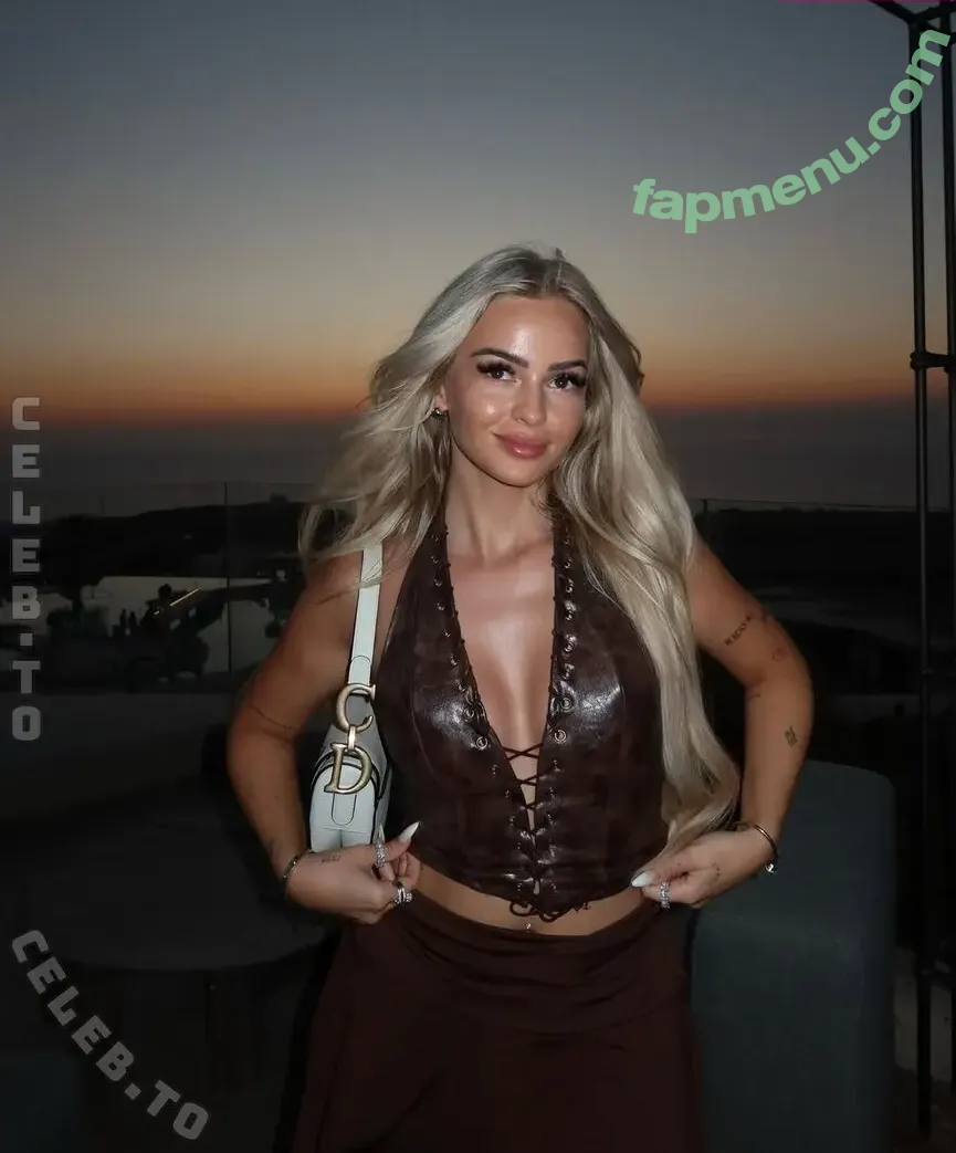 Zclina nude photo #0507 (zclinadieunechte)