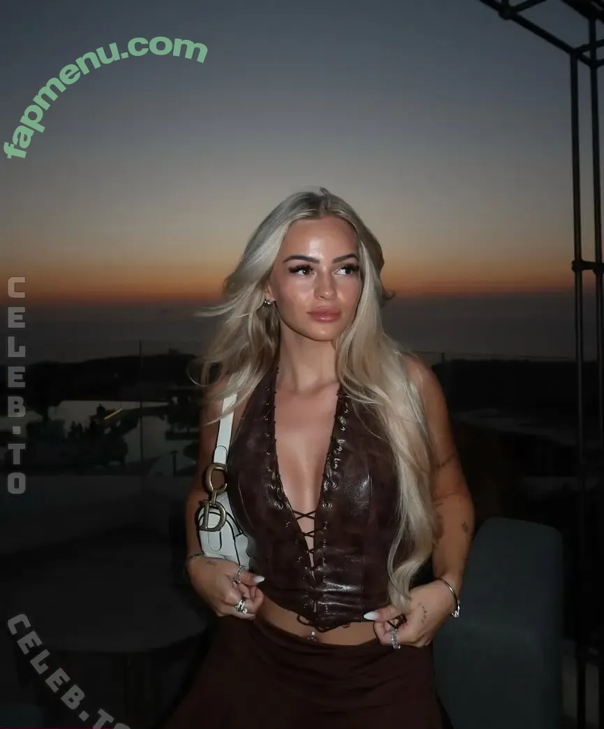 Zclina nude photo #0509 (zclinadieunechte)