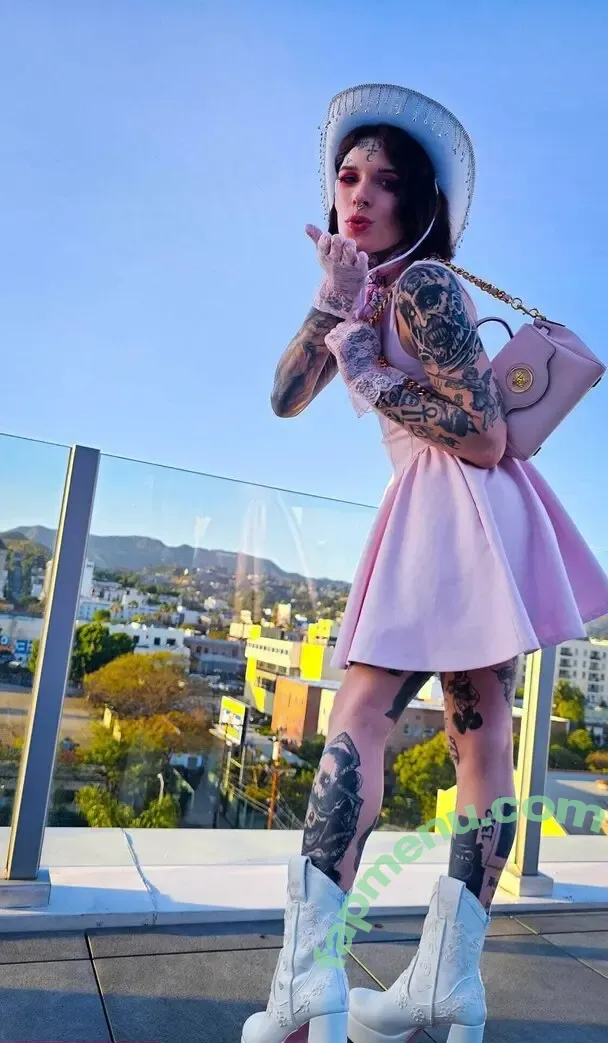 zeenosferatu nude photo #0047 (zeenosferatu)