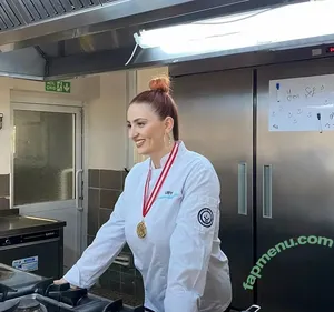 Zehra Aslan / _zehraasln nude photo #0039