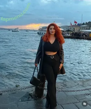 Zehra Aslan / _zehraasln nude photo #0079