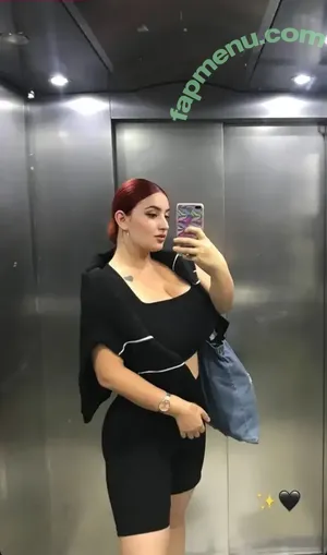 Zehra Aslan / _zehraasln nude photo #0080