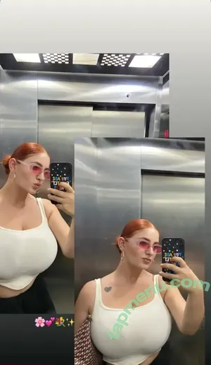 Zehra Aslan / _zehraasln nude photo #0081