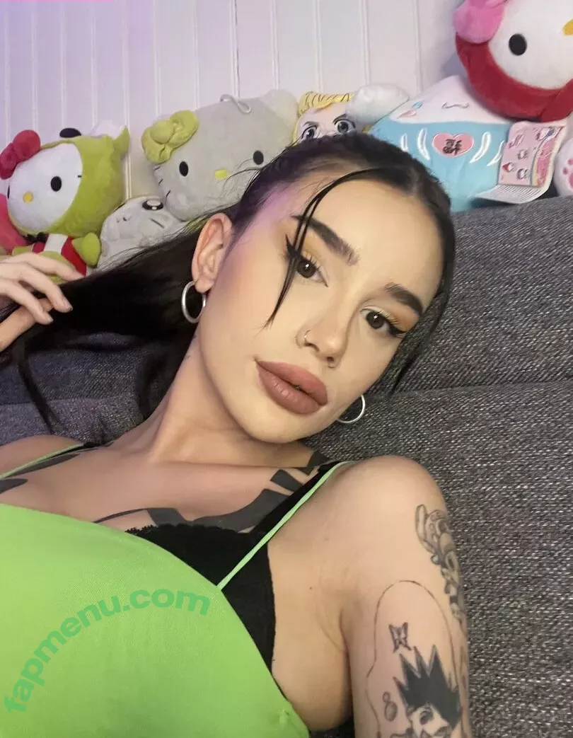 Zeliahxo nude photo #0014 (Female alien)