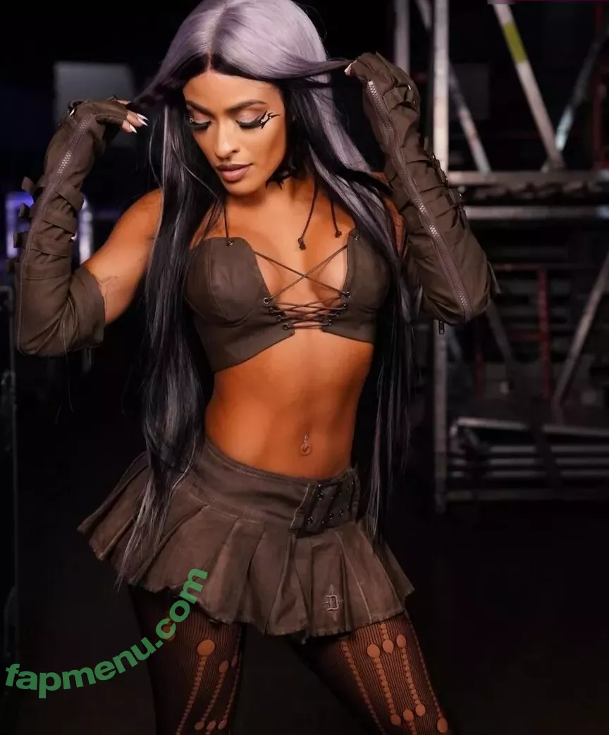 Zelina Vega nude photo #1236 ( / Thea Trinidad / zelinavegawwe)