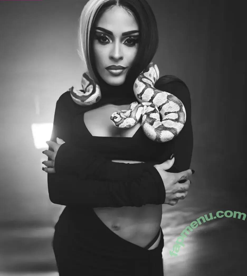 Zelina Vega nude photo #1759 ( / Thea Trinidad / zelinavegawwe)