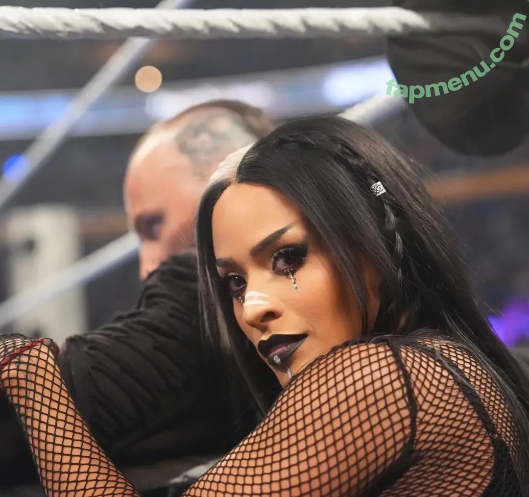 Zelina Vega nude photo #1875 ( / Thea Trinidad / ZelinaVegaWWE)