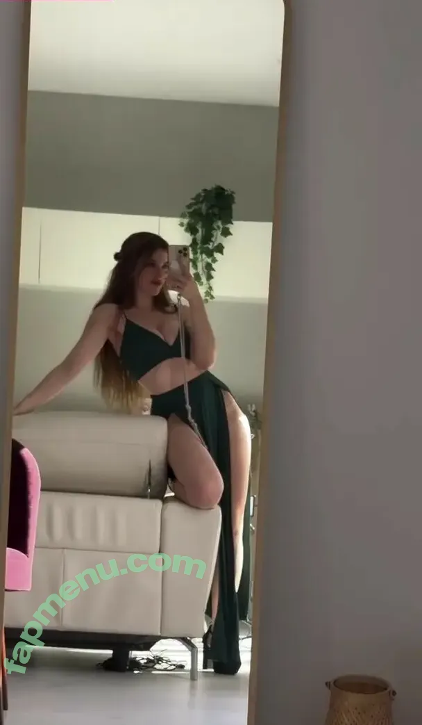 Zeling nude photo #0046 (Alicia / ZeIing)