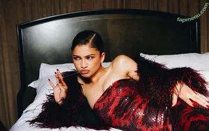Zendaya / zayarose11 nude photo #0055