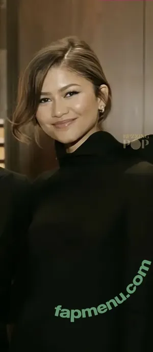 Zendaya / zayarose11 nude photo #0134