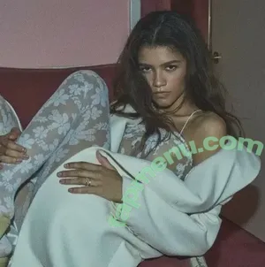 Zendaya / zayarose11 nude photo #0204