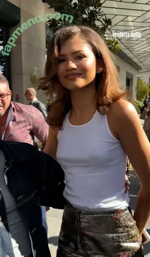 Zendaya / zayarose11 nude photo #0239