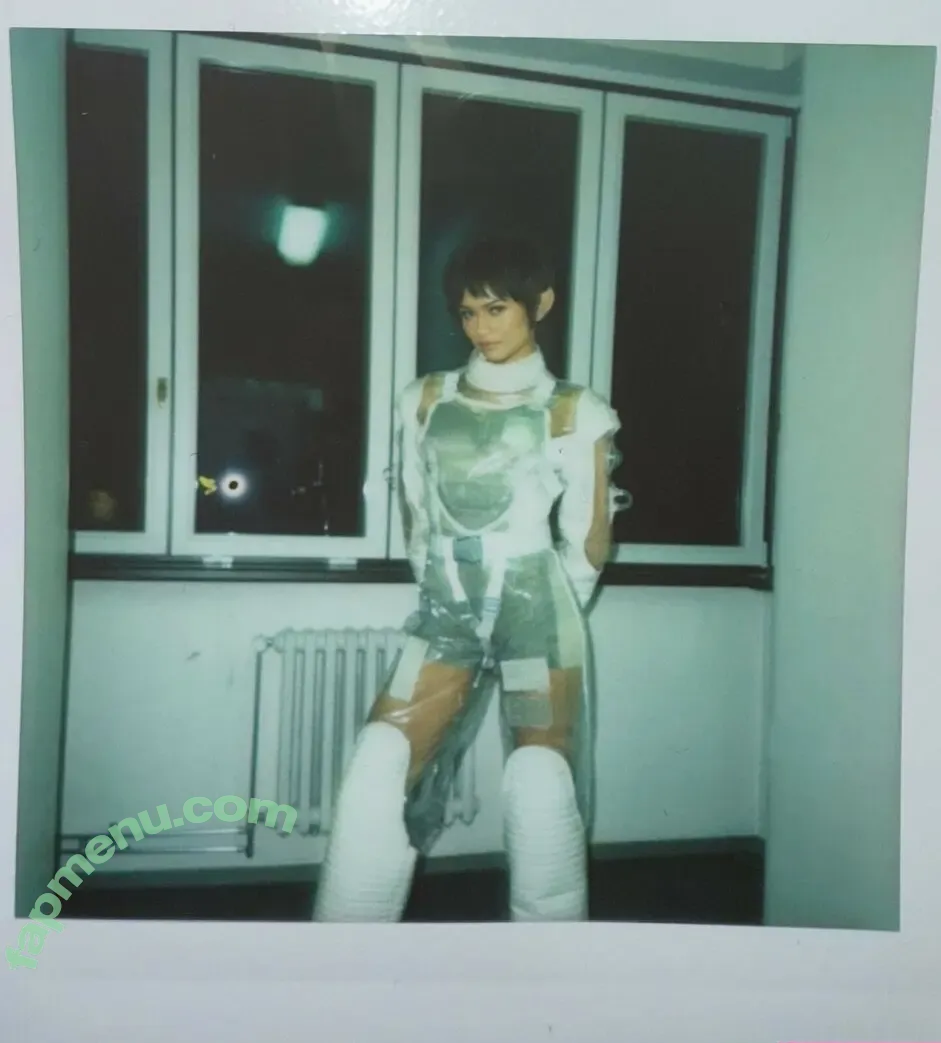 Zendaya nude photo #0009 (Zendaya)