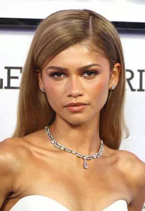 Zendaya / linda.voilet nude photo #1672
