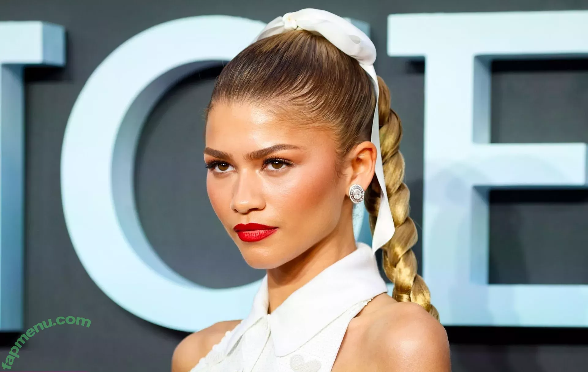 Zendaya nude photo #1797 (linda.voilet)