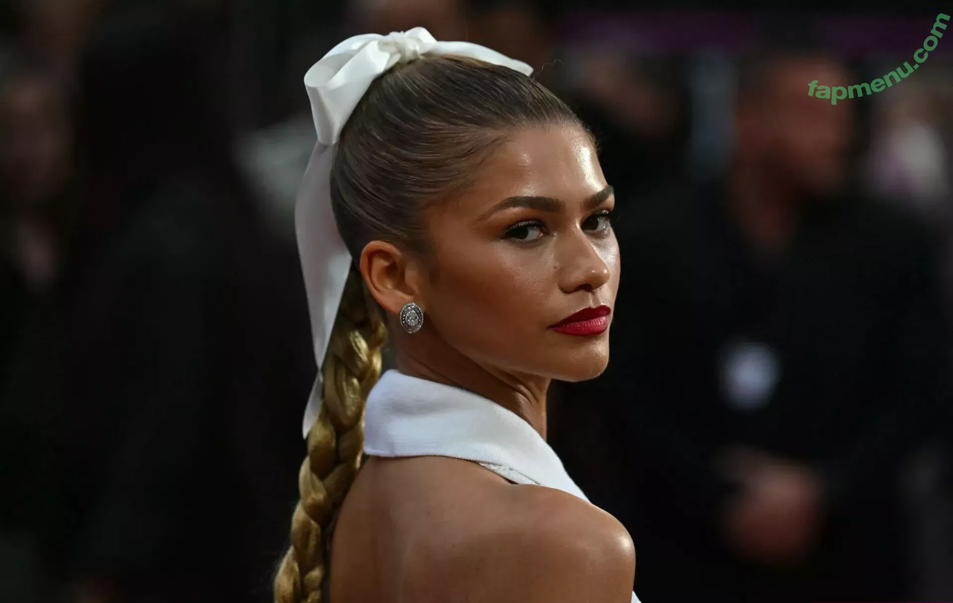 Zendaya nude photo #1822 (linda.voilet)