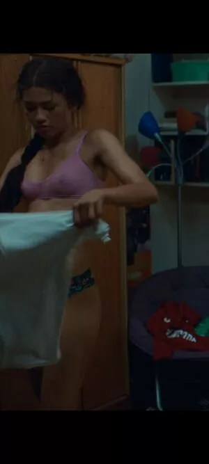 Zendaya / linda.voilet nude photo #2423