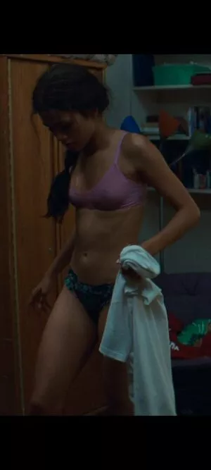 Zendaya / linda.voilet nude photo #2425