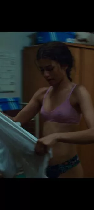 Zendaya / linda.voilet nude photo #2431
