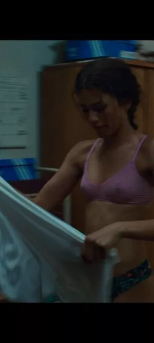 Zendaya / linda.voilet nude photo #2434