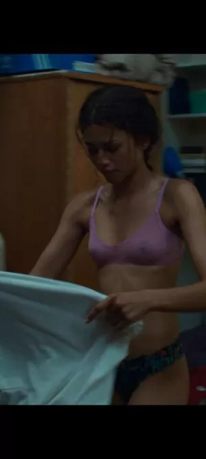 Zendaya / linda.voilet nude photo #2435