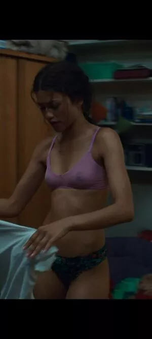 Zendaya / linda.voilet nude photo #2436