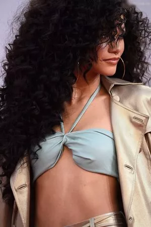 Zendaya / linda.voilet nude photo #2529