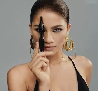 Zendaya / linda.voilet nude photo #2598