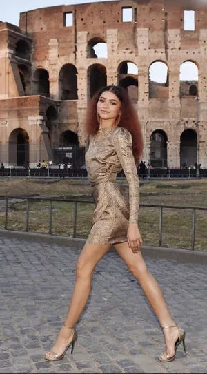 Zendaya / linda.voilet nude photo #2679