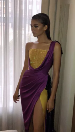 Zendaya / linda.voilet nude photo #2681