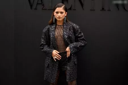 Zendaya / linda.voilet nude photo #2756