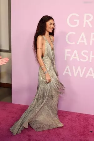 Zendaya / linda.voilet nude photo #2818