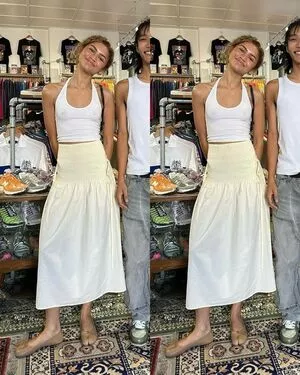 Zendaya / linda.voilet nude photo #2932