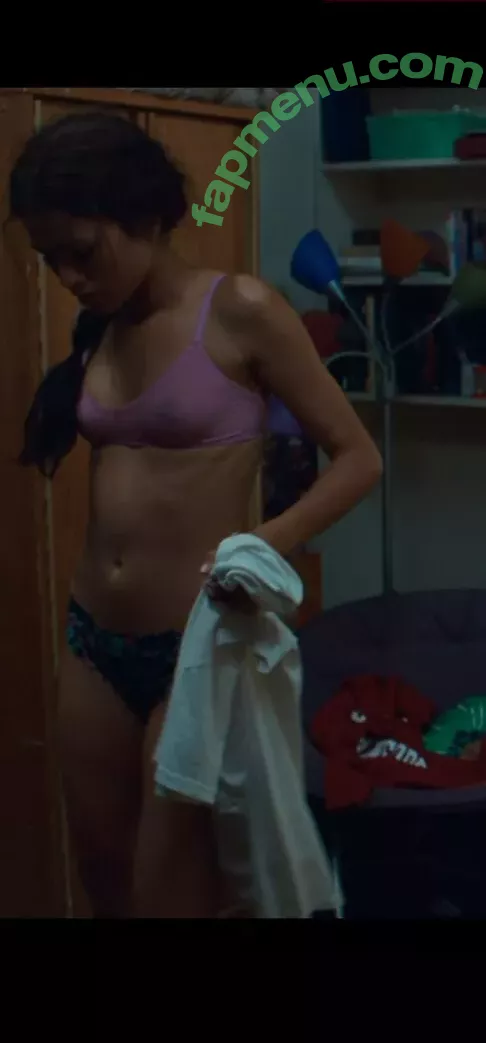 Zendaya nude photo #2424 (linda.voilet)