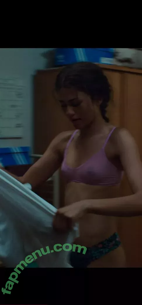 Zendaya nude photo #2431 (linda.voilet)