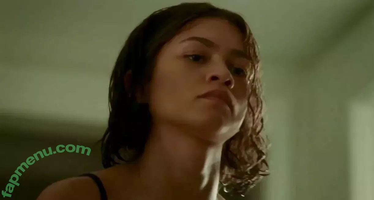 Zendaya nude photo #2466 (linda.voilet)