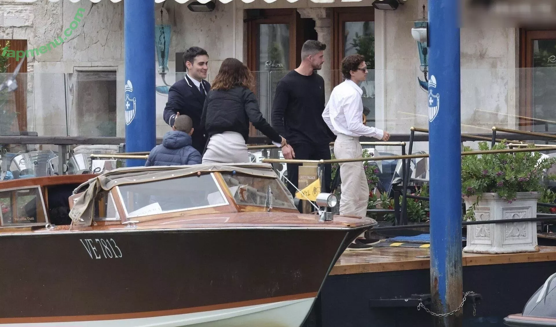 Zendaya nude photo #2553 (linda.voilet)