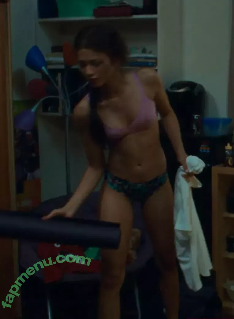 Zendaya nude photo #2612 (linda.voilet)