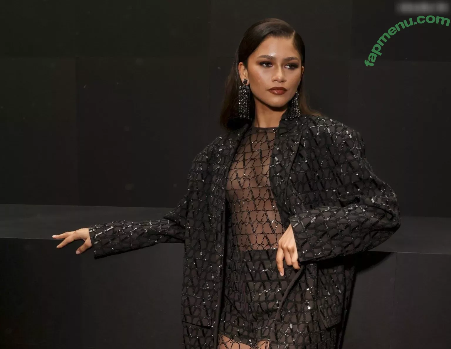 Zendaya nude photo #2741 (linda.voilet)