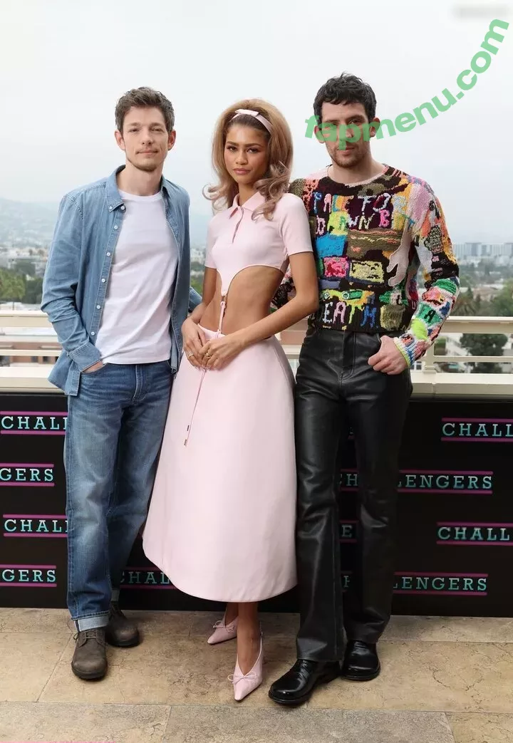 Zendaya nude photo #2942 (linda.voilet)