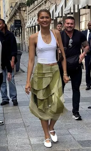 Zendaya / linda.voilet nude photo #3145