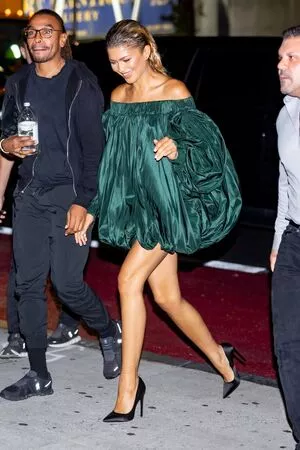 Zendaya / linda.voilet nude photo #3276