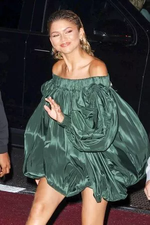 Zendaya / linda.voilet nude photo #3299