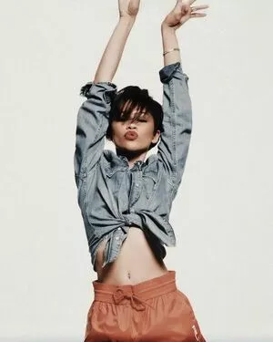 Zendaya / linda.voilet nude photo #3376