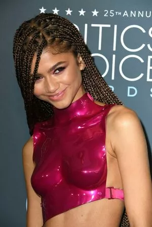 Zendaya / zayarose11 nude photo #3647